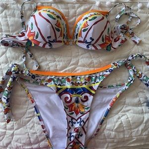 Brand new never worn fashion nova bikini